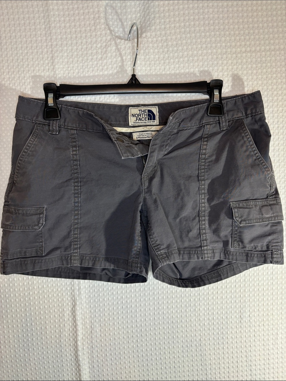 The North Face Women's Dark Gray Cargo Shorts